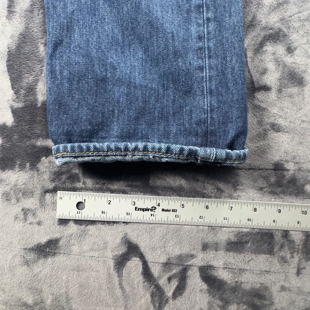 Levi's 501 Original Fit Jeans Mens 32x32 Blue Denim Button Fly Straight Leg